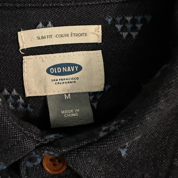 Men’s Old Navy blue button up Size M Slim Fit - Picture 3 of 3